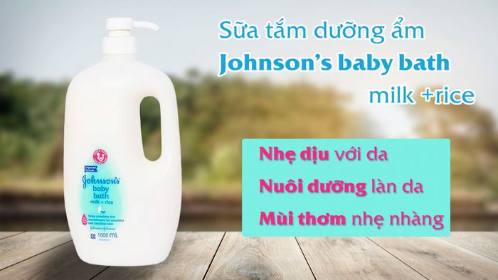 Sua tam Johnson's Baby Bath Milk and Rice