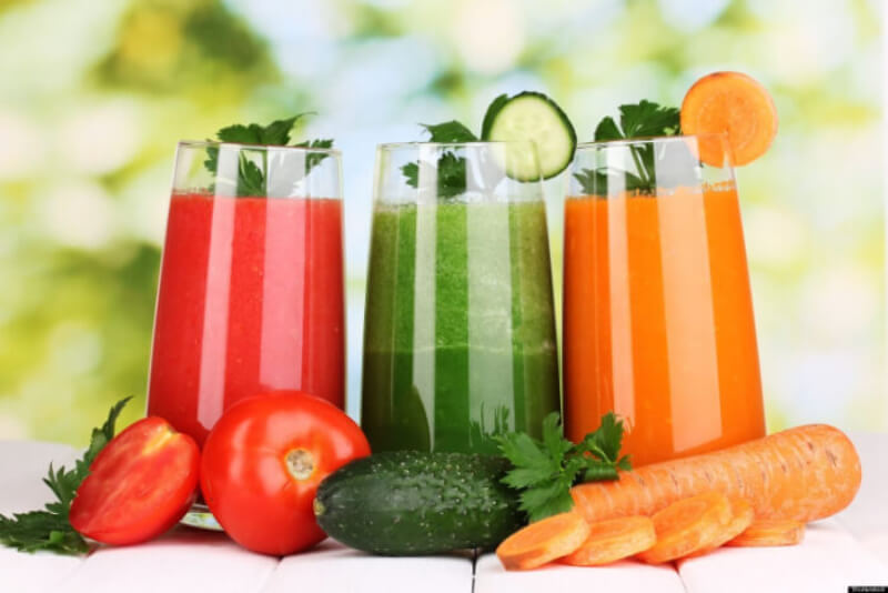 Nhóm đồ uống kết hợp rau xanh và trái cây nhiều Vitamin giúp ngăn ngừa quá trình oxy hóa và tốt cho não